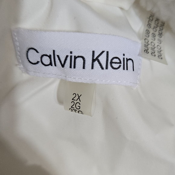 Calvin Klein Beige Color Diamond Quilt With Sherpa Zip Up Vest Sz 2X - Picture 5 of 10